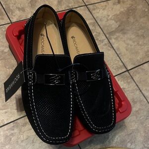 Rocawear Men’s Black Slip-On Driving Loafers with Silver Bit